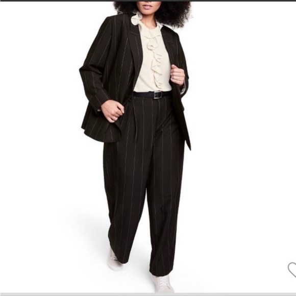 Nili Lotan x Target Women's Pinstripe Classic Blazer - Anthracite Black 1X - Picture 3 of 5